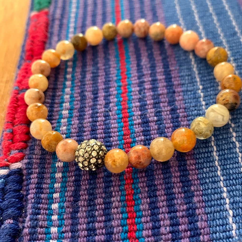 Earthtone women’s stone necklace with crystal bead